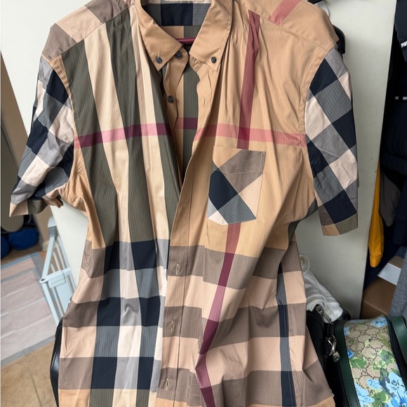 Burberry Men's Beige and Black Plaid Shirt - Picture 6 of 6